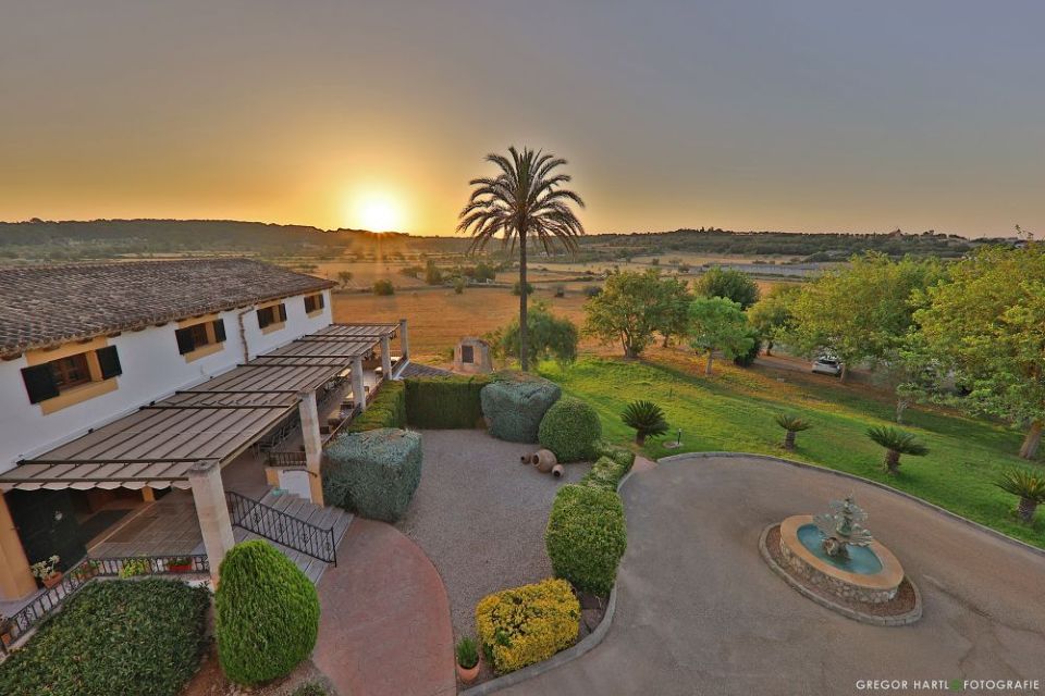 yogannette retreat bora